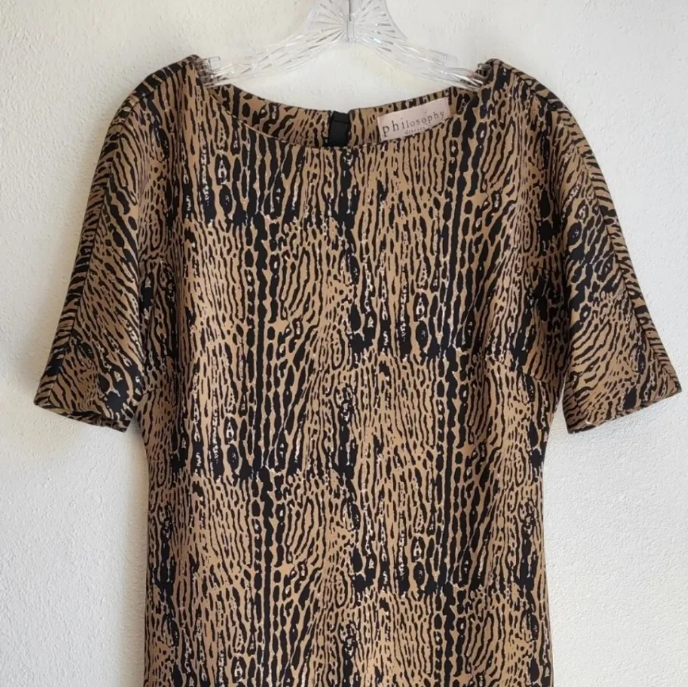 Philosophy Goldish Tan & Black Abstract Animal Print Short Sleeve Sheath Dress - Picture 2 of 14